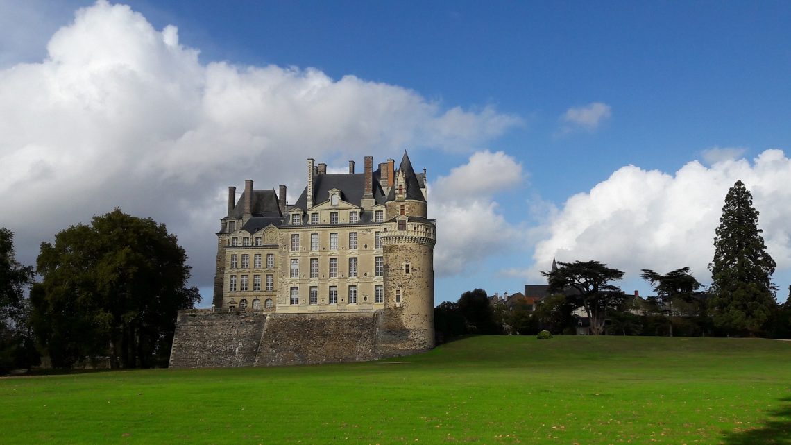 chateau-loire